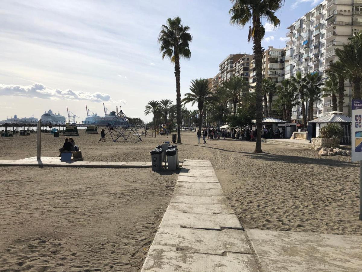 Luminoso Y Coqueto Apartamento Con Jardin Málaga Esterno foto