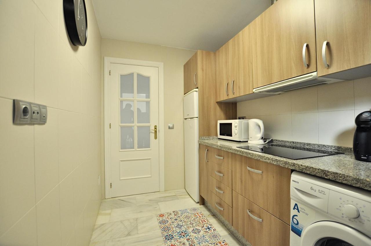 Luminoso Y Coqueto Apartamento Con Jardin Málaga Esterno foto