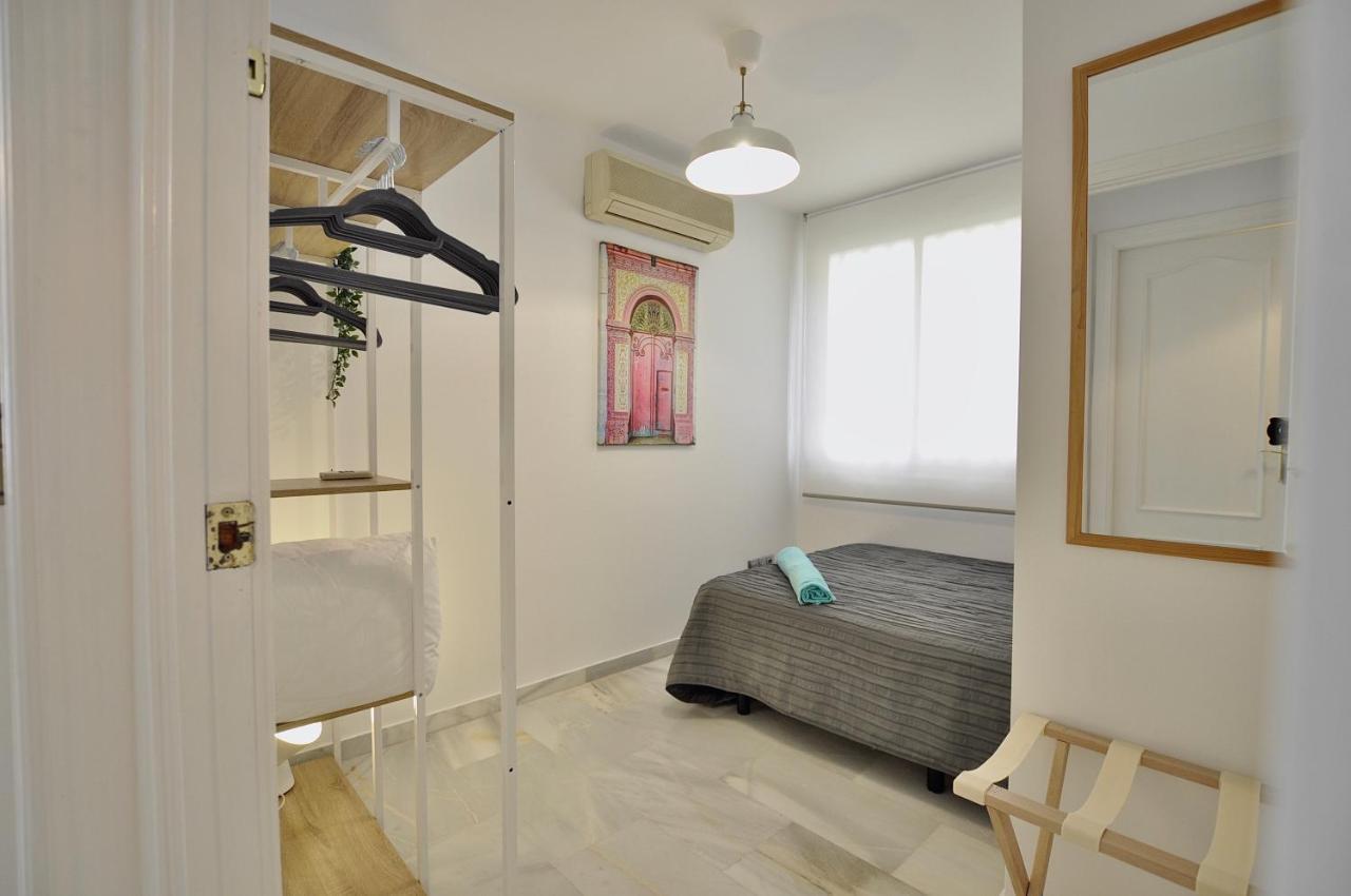 Luminoso Y Coqueto Apartamento Con Jardin Málaga Esterno foto